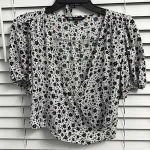 NWOT Zara Floral Wrap Around Shirt